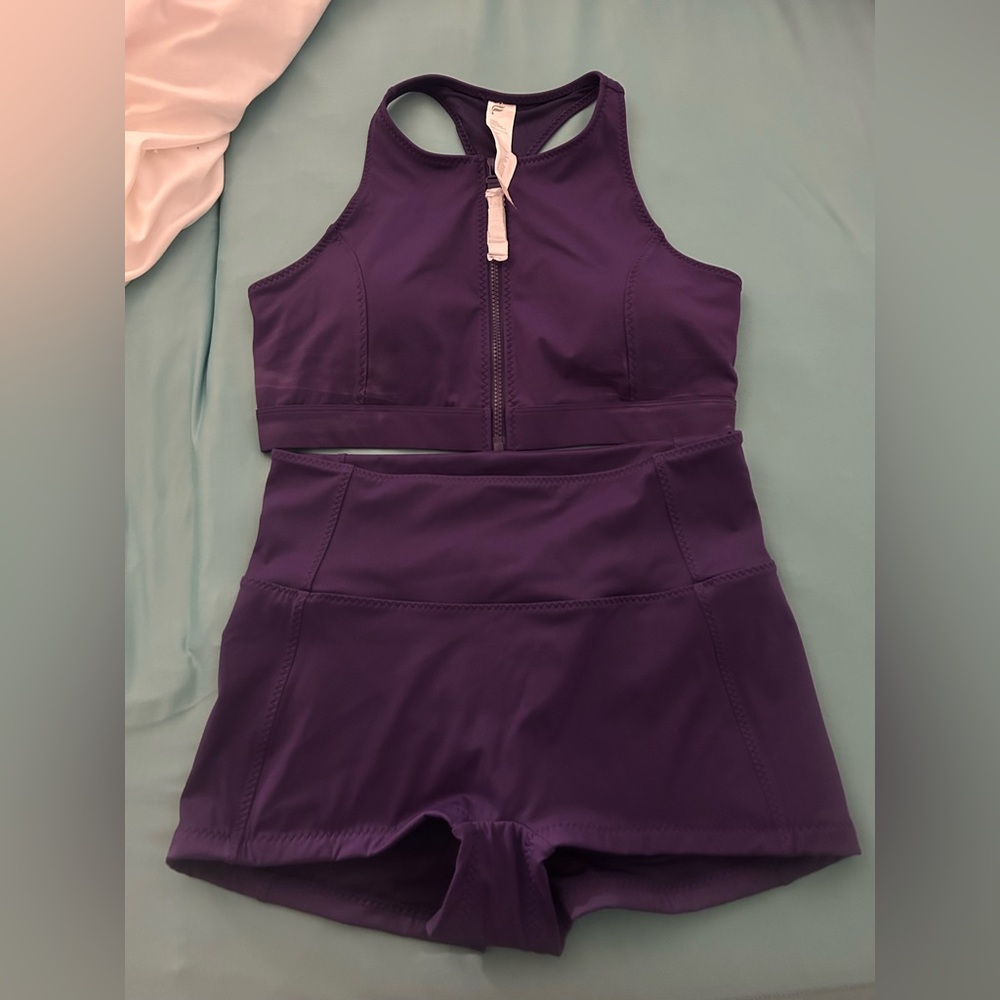 Fabletics Purple Sports set